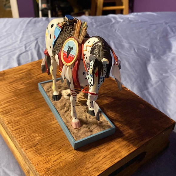Trail of Painted Ponies War Pony Horse Figure - Picture 2 of 5